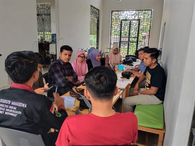 Sekolah Tanpa Gedung: Model Pendidikan Berbasis Komunitas